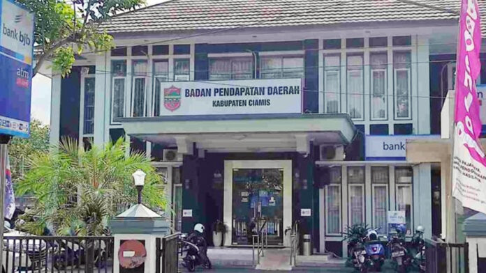 Bapenda Ciamis Tindak Perusahaan Tidak Bayar Pajak Reklame