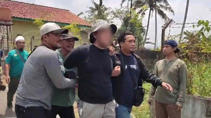 Bule Habisi Nyawa Mertuanya