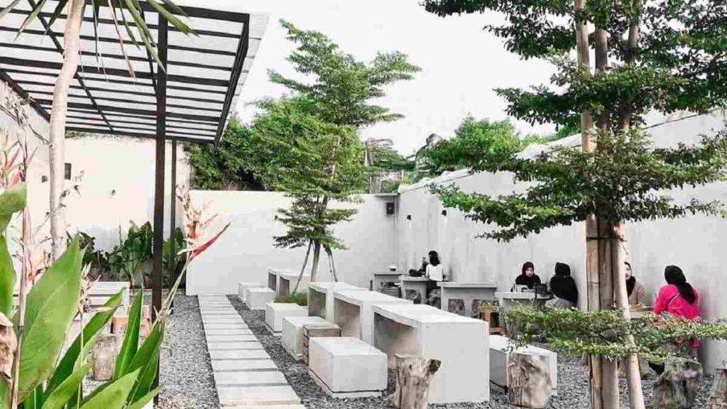 Cafe Outdoor di Cirebon