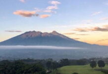 Gunung Terangker di Jawa Barat