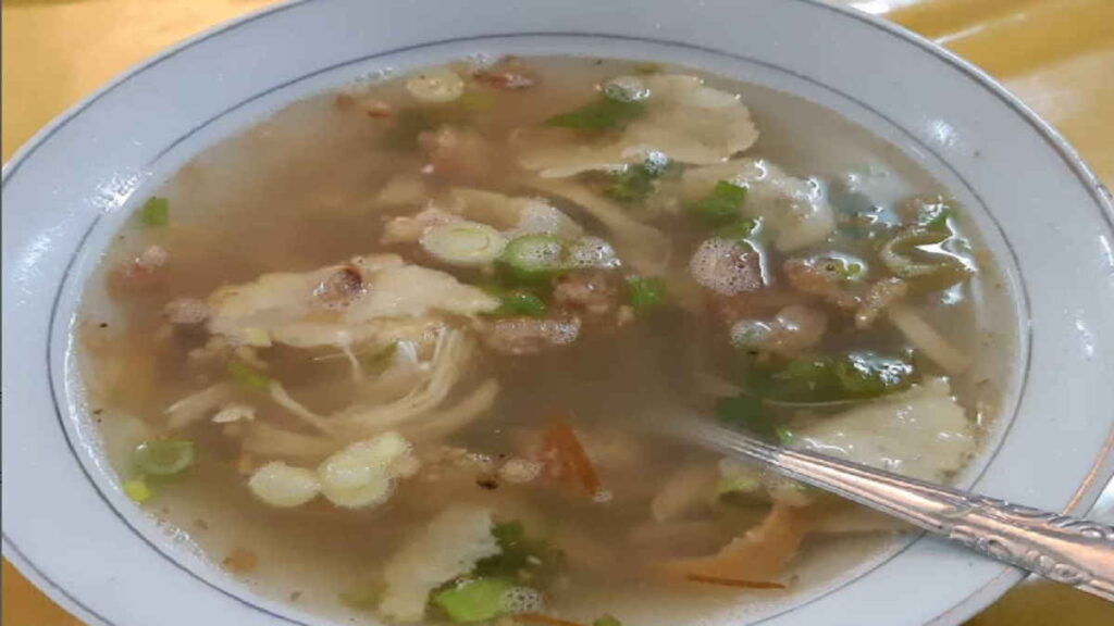 Kedai Makanan Pinggir Jalan di Purwakarta