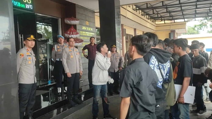 Konser Gigi Batal di Tasikmalaya