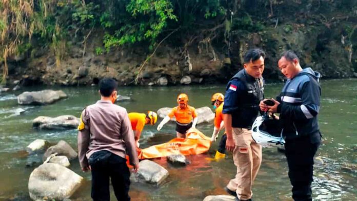 Mayat Mengambang di Sungai Citanduy