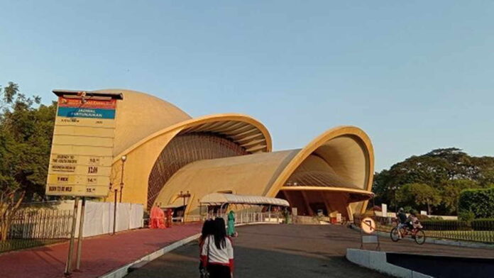 Pemerintah Ambil Alih Pengelolaan TMII dari Keluarga Cendana