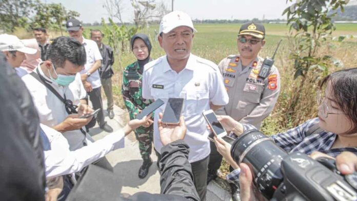 Plh Wali Kota Bandung Ema Sumarna