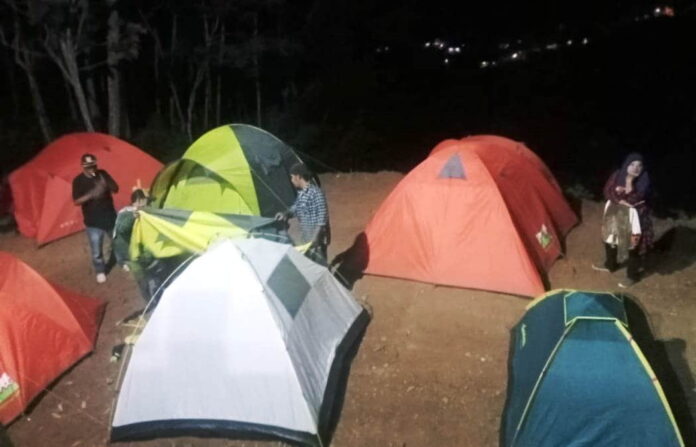 Camping Ground di Puncak Pagerbatu