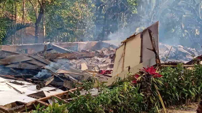 Rumah Semi Permanen