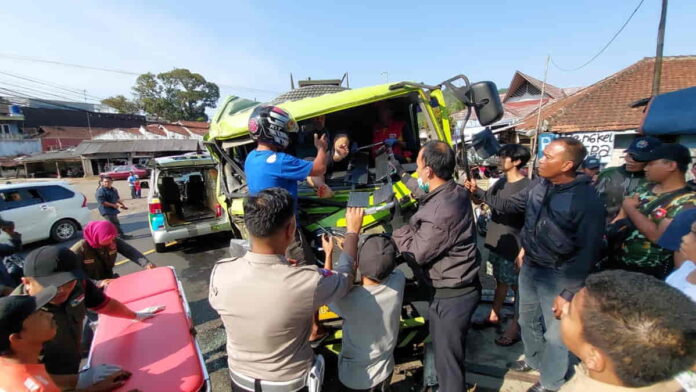 Sopir korban tabrakan di Kota Banjar