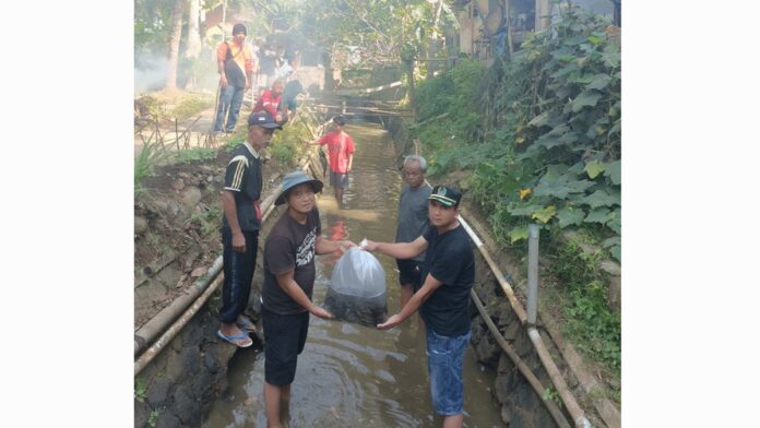 Warga Tanjungmanggu Ciamis