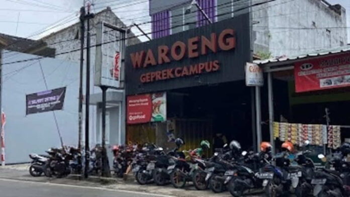 Waroeng Geprek Campus Siliwangi Tasikmalaya