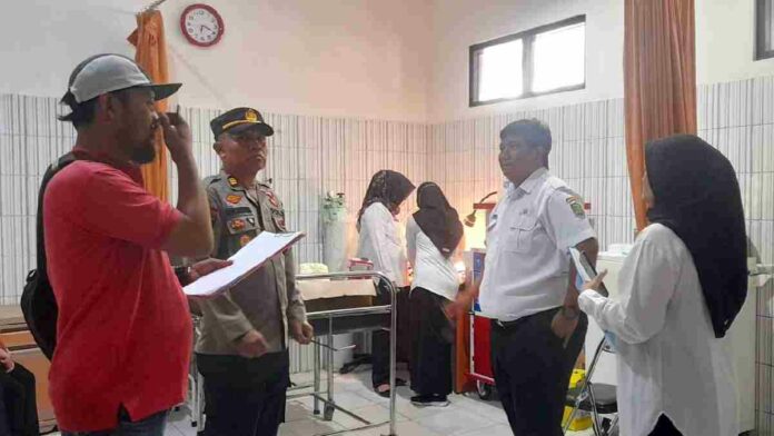 Bayi dalam kardus