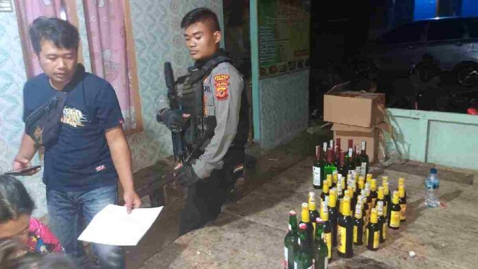 Penjual miras