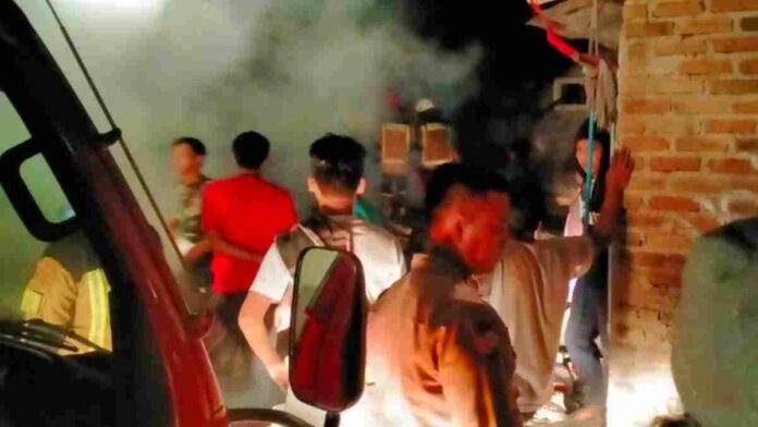 Rumah terbakar korsleting listrik