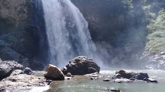 Curug Nyogong Garut