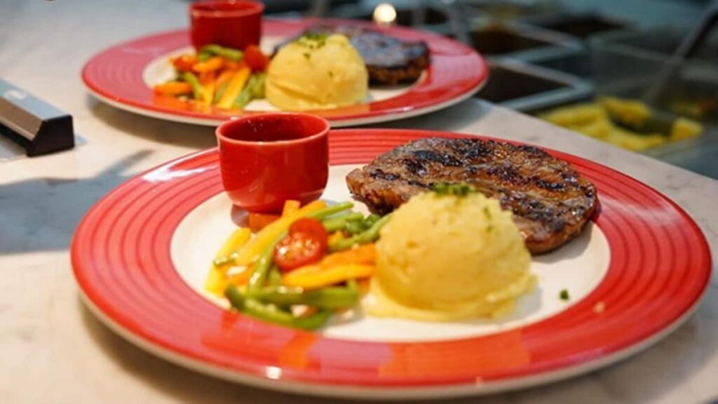 Menu McQueen Steak & Shake Pluit Village Jakarta