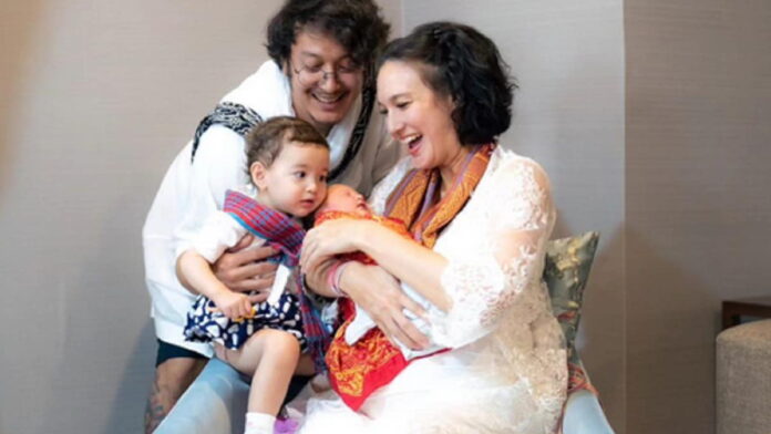 Nadine Chandrawinata Melahirkan Anak Kedua