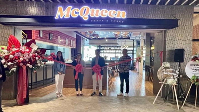 Peresmian McQueen Steak & Shake Pluit Village Jakarta