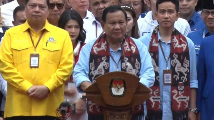 Resmi Daftar ke KPU, Prabowo Serukan Pemilu Damai dan Kekeluargaan