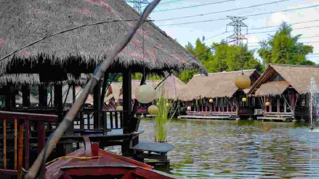 Restoran Saung di Bekasi
