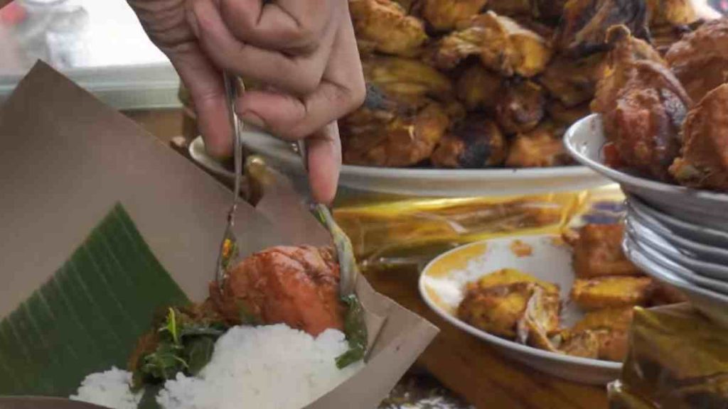 Rumah Makan Padang di Indramayu, Selera Lidah Indonesia