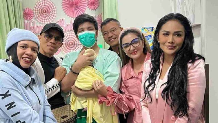 Aurel Hermansyah Melahirkan Anak Kedua