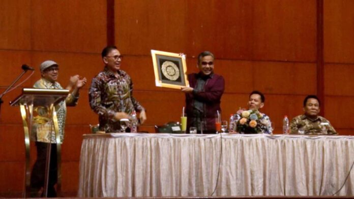 Bappilu Gerindra Jabar Adakan Lelang untuk Donasi Palestina, Lukisan Terjual Ratusan Juta