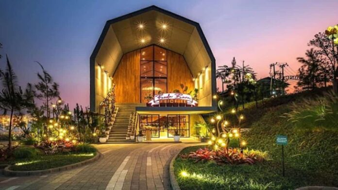Boda Barn Resto