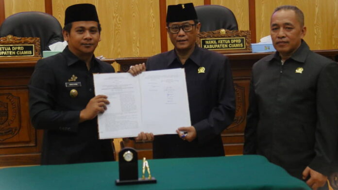 DPRD Ciamis Sepakati 4 Raperda Jadi Perda