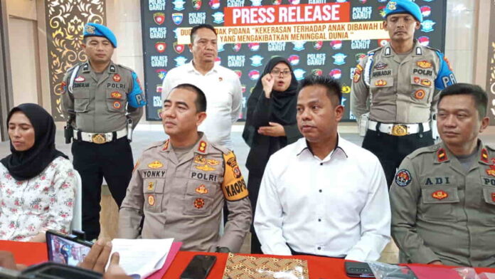 Rekonstruksi kasus pembunuhan siswa SMP di Garut