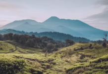 Legenda Gunung Kencana