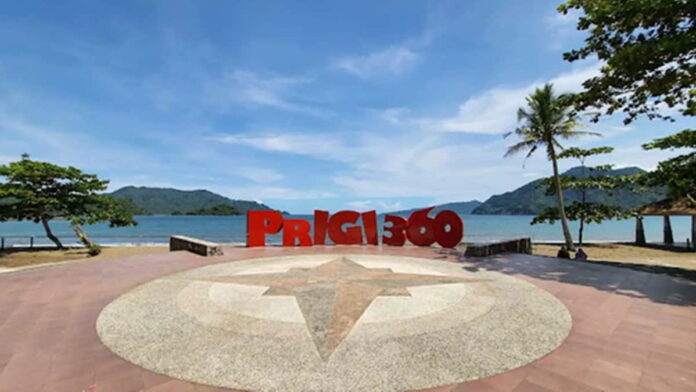 Pantai Prigi Trenggalek