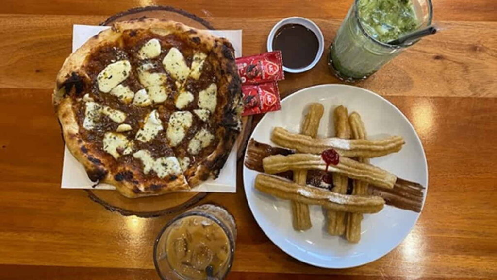 Pizza di Badiokopi Pangandaran