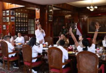 Prabowo Temui Selebritis, Raffi-Nagita hingga Iko Uwais Hadir