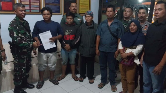 Truk TNI tabrak mobil di Rancah Ciamis