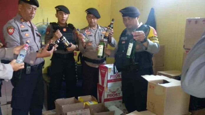 Gudang penyimpanan miras