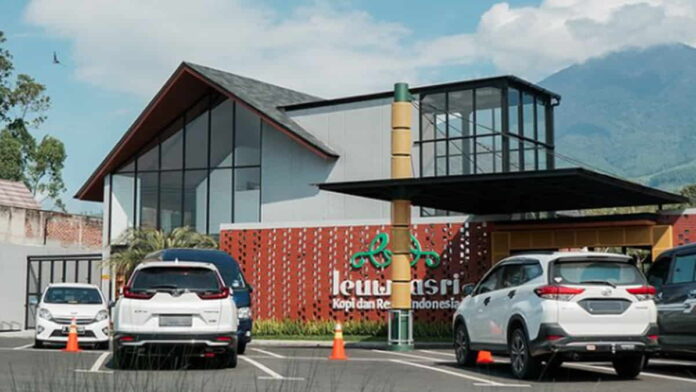 restoran mewah Leuwi Asri Garut