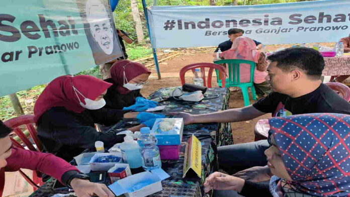 Bantu Warga Cek Kesehatan, Kawan Juang Bersama Yogi Permadi Gelar Pengobatan Gratis di Budiharja Ciamis