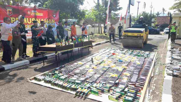 Barang Bukti Hasil Operasi Pekat di Kota Banjar Dimusnahkan