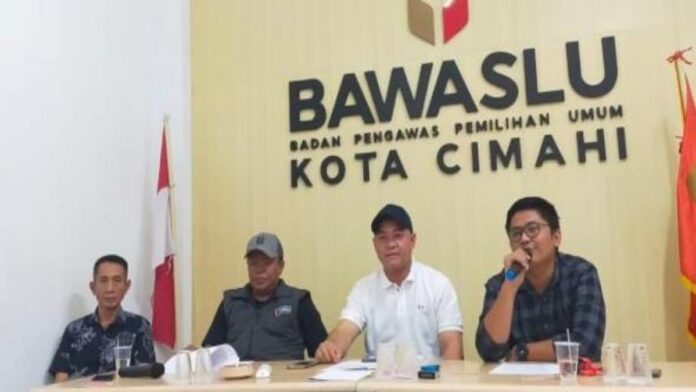 Bawaslu Kota Cimahi menilai sosialisasi aturan kampanye Pemilu oleh KPU tidak matang