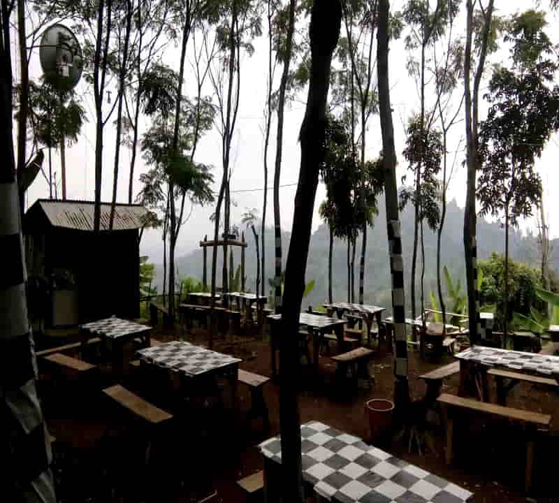 Cafe dengan Suasana Romantis di Karawang