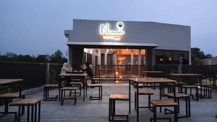 Cafe dengan Suasana Romantis di Subang, Menu Menggiurkan