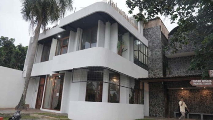 Hilmans Cafe Pangandaran
