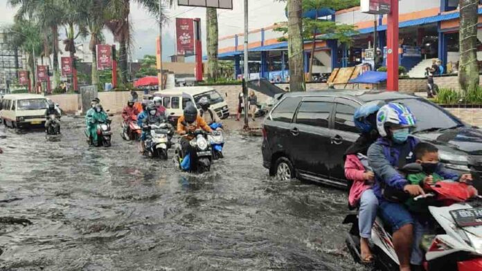 Kawasan Wisata di Bandung Barat Jadi Wilayah Rawan Bencana, BPBD Bersiaga!