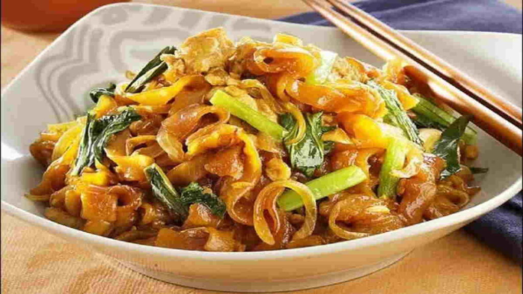 Kedai Makanan Pinggir Jalan di Karawang, Suguhkan Menu Lezat