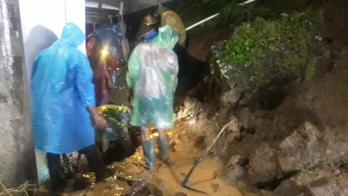 Nenek dan Cucu di Cihaurbeuti Ciamis Meninggal Tertimbun Longsor