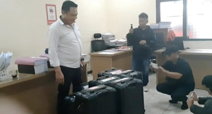 Korban Travel Umroh di Garut