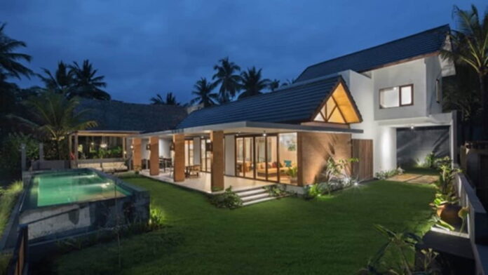 The Beach House Batu Karas Pangandaran