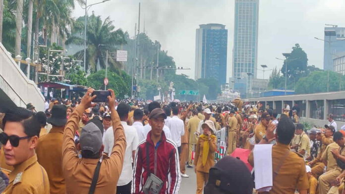 Kades Kota Banjar aksi ke Jakarta