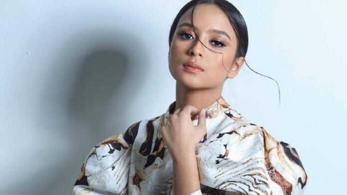 Kaneishia Lathifa Zahra anak Dede Yusuf