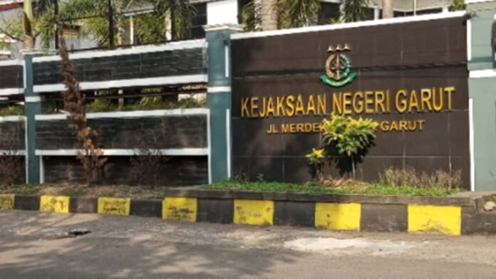 Kasus dugaan korupsi anggaran dana BOP dan Reses DPRD Garut